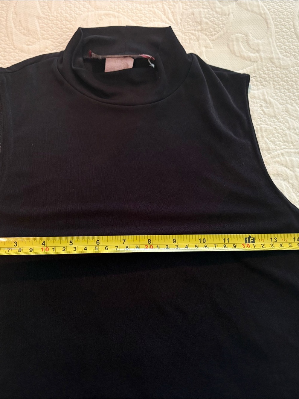 Women’s Black Sleeveless Mock Neck Tank Top